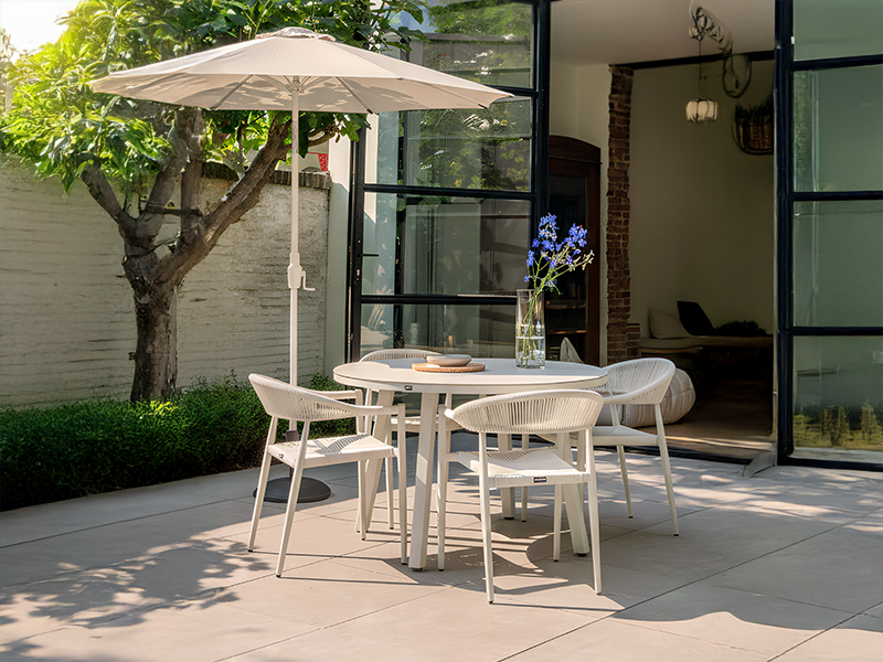 BannerS_WK14_Ravello_diningset.width-800